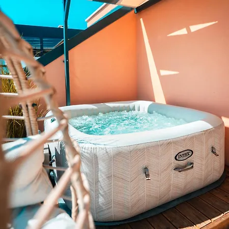 Complex Bella With Free Parking,jacuzzi,bbq Апартаменти Варна