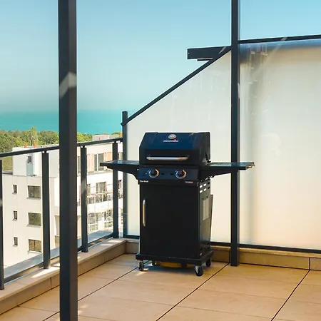 Апартаменти Complex Bella With Free Parking,jacuzzi,bbq